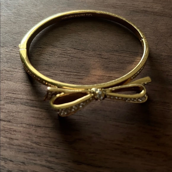 Kate Spade Love Notes Crystal Hinged Bangle Gold - Picture 8 of 15